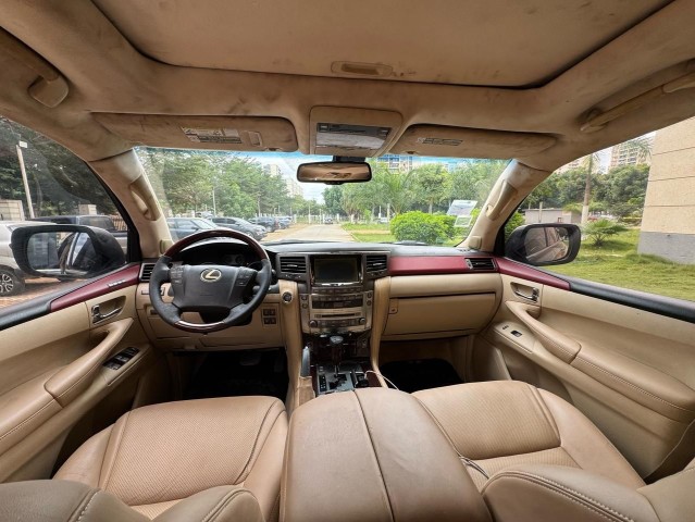 Venda LEXUS LX570
