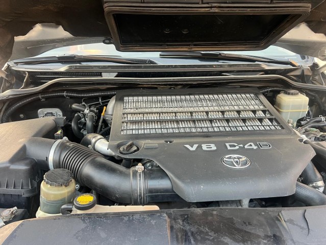 Venda TOYOTA LAND CRUISER | VX