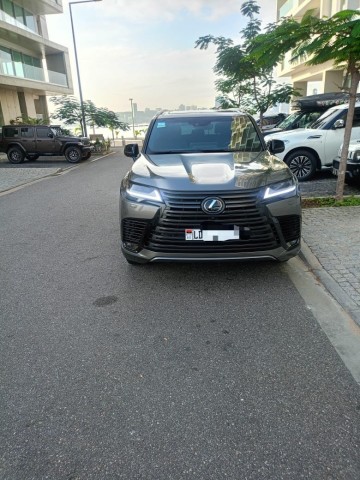 Venda *LEXUS LX600-Last Edition NOVO