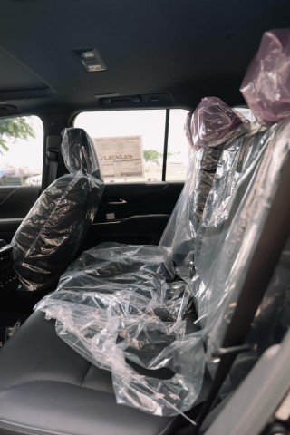 Venda *LEXUS LX600-Last Edition NOVO