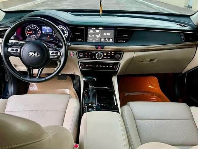 Venda Kia K7