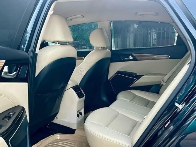 Venda Kia K7