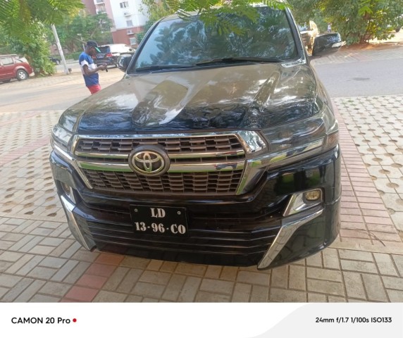 Venda V8