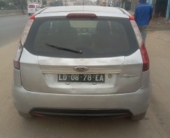 A venda Ford Figo Motor selado
