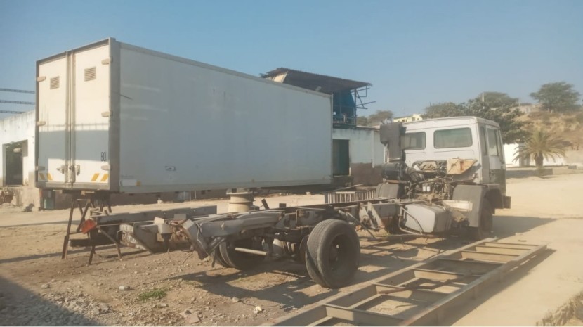 Venda Vendo Volvo FL6 14 caixa frigorífica de 12 mil kg de capacidade.