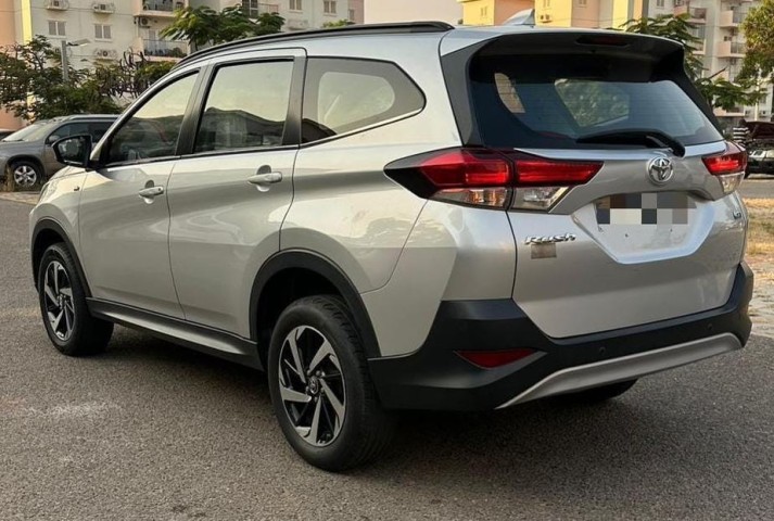 Venda TOYOTA RUSH