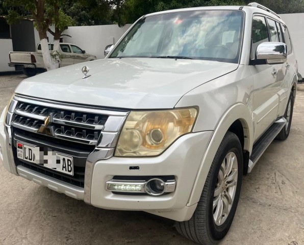 Venda MITSUBISHI PAJERO | 3.8