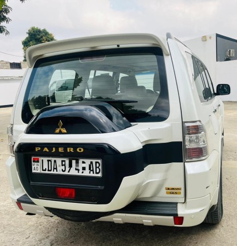 Venda MITSUBISHI PAJERO | 3.8