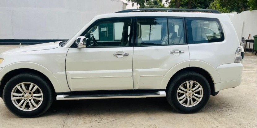 Venda MITSUBISHI PAJERO | 3.8