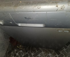 A venda Máquina de lavar loiça da Whirpool