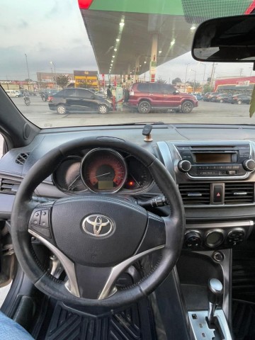Venda Vendo Toyota Yaris Limpo