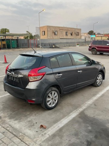 Venda Vendo Toyota Yaris Limpo