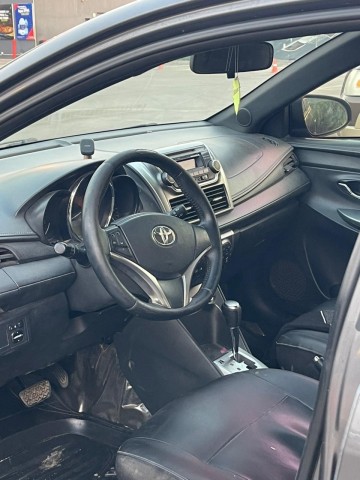 Venda Vendo Toyota Yaris Limpo