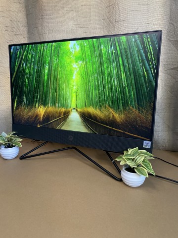 Venda HP 200 G4 ALL-IN-ONE / i5-10Gen (12GB, 512GB)