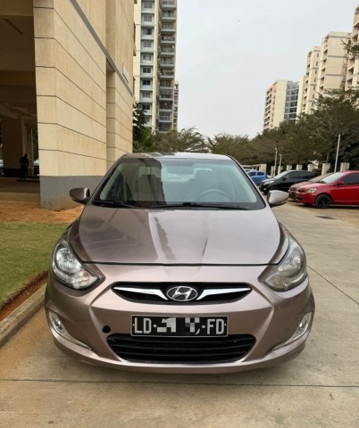 Venda HYUNDAI ACCENT