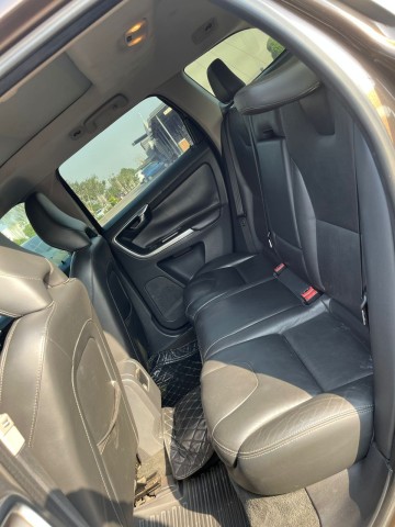 Venda VOLVO XC60 | 2015
