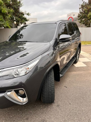Venda TOYOTA FORTUNER