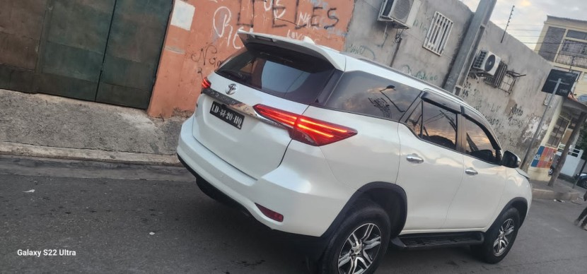 Venda TOYOTA FORTUNER