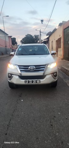 Venda TOYOTA FORTUNER