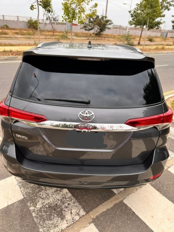 Venda TOYOTA FORTUNER