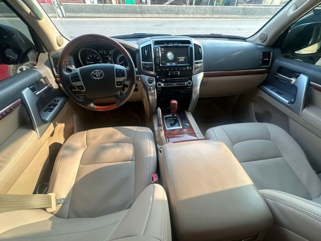 Venda TOYOTA LAND CRUISER VXR