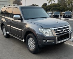 A venda MITSUBISHI PAJERO FULL OPTION