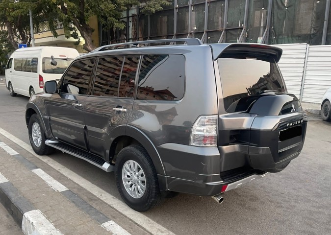 Venda MITSUBISHI PAJERO FULL OPTION