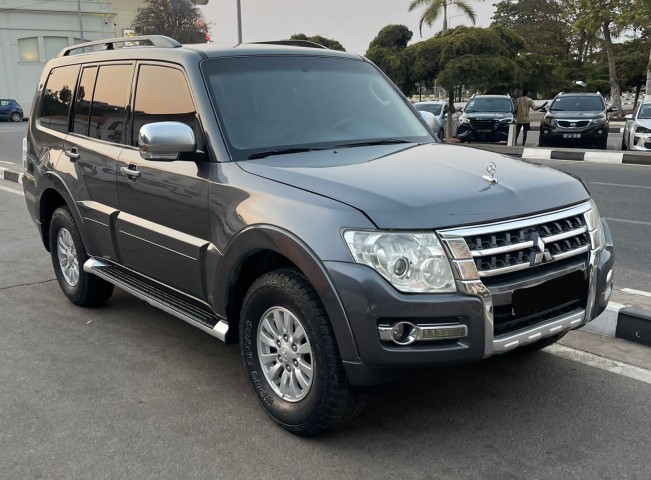 Venda MITSUBISHI PAJERO FULL OPTION