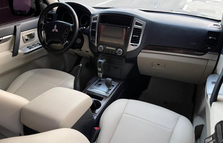 Venda MITSUBISHI PAJERO FULL OPTION