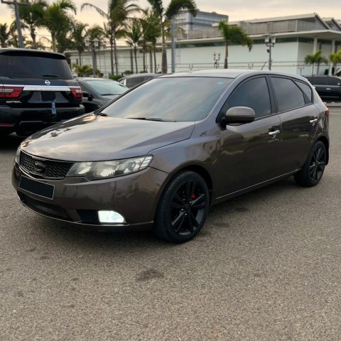 Venda KIA CERATO | COUPÉ
