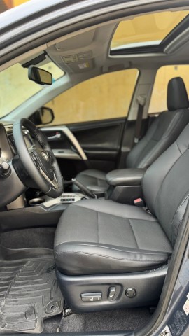 Venda TOYOTA RAV4