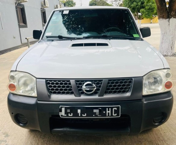 Venda NISSAN HARDBODY