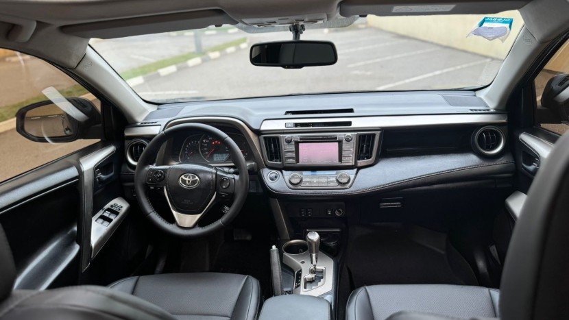 Venda TOYOTA RAV4