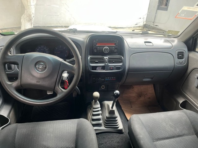 Venda NISSAN HARDBODY