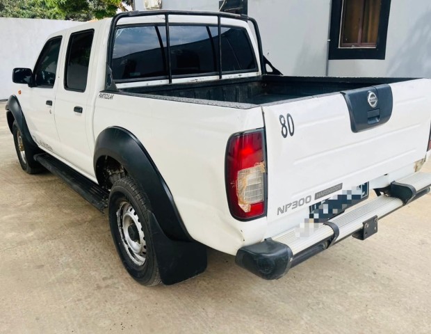 Venda NISSAN HARDBODY