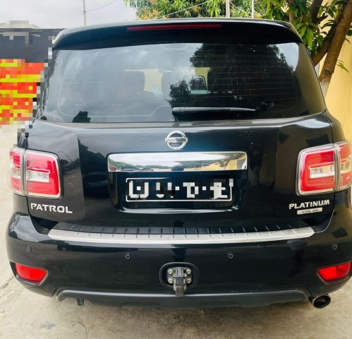 Venda NISSAN PATROL (PLATINUM)