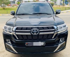 A venda TOYOTA LAND CRUISER | VX.R (GENUÍNO)