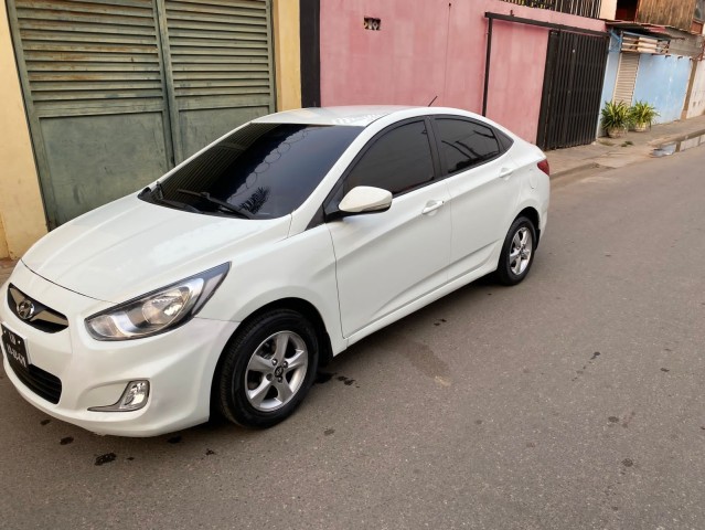 Venda HYUNDAI ACCENT | 1.6