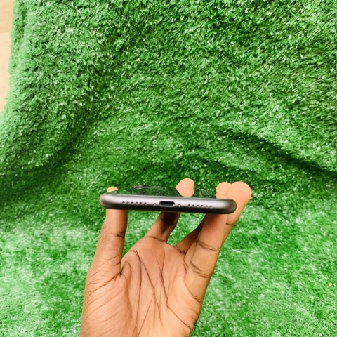 Venda IPhone 11n