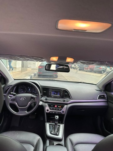 Venda HYUNDAI AVANTE LIMPO SEMI NOVO