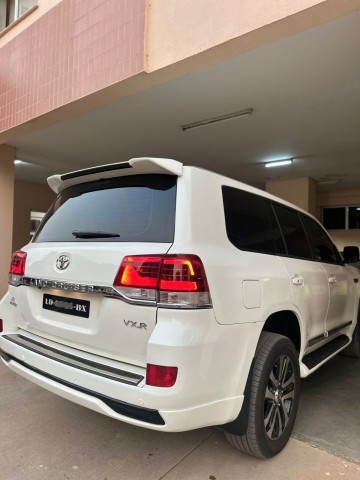 Venda TOYOTA LAND CRUISER VX.R V8