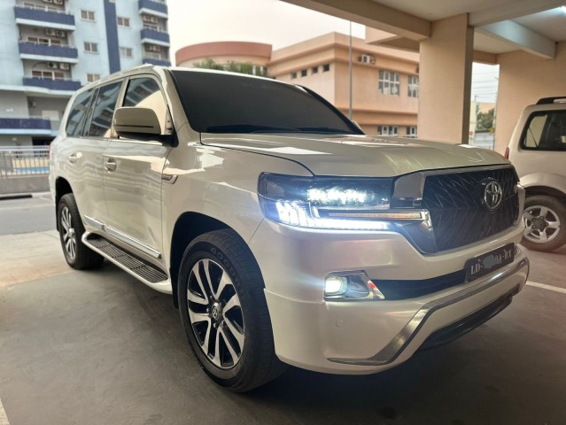 Venda TOYOTA LAND CRUISER VX.R V8
