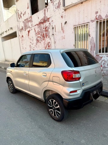 Venda SUZUKI SPRESSO LIMPO AUTOMÁTICO