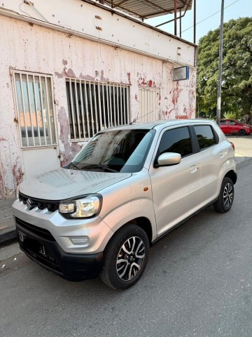 Venda SUZUKI SPRESSO LIMPO AUTOMÁTICO