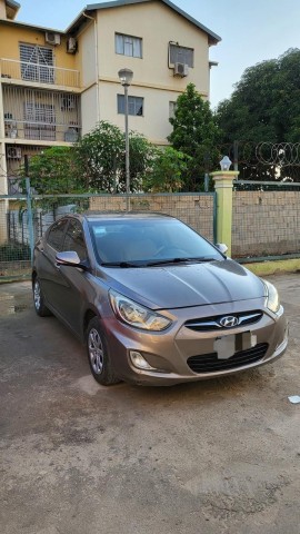 Venda Vendo Hyundai Accent Limpo