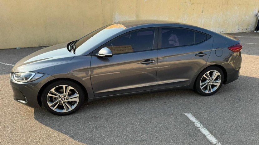 Venda HYUNDAI AVANTE