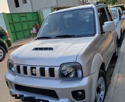 A venda SUZUKI JIMMY LIMPO
