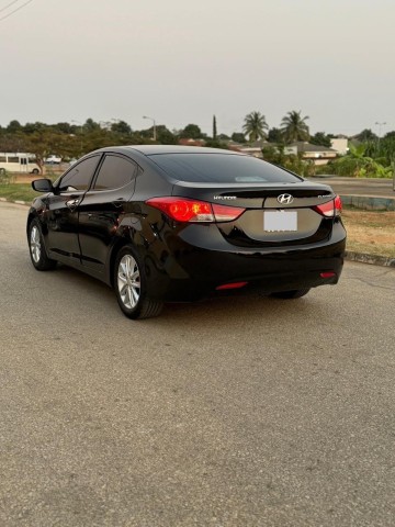 Venda HYUNDAI ELANTRA LIMPO FULL OPTION PRETO