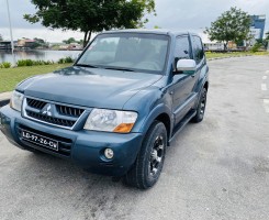 Comprar Mitsubishi Pajero desportivo limpo