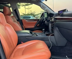 A venda Lexus super sport semi novo